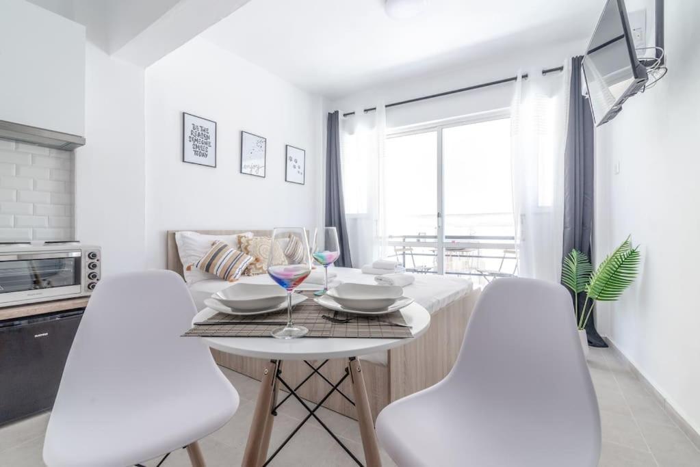 New Studio In The Heart Of City Center Heraklion  Luaran gambar