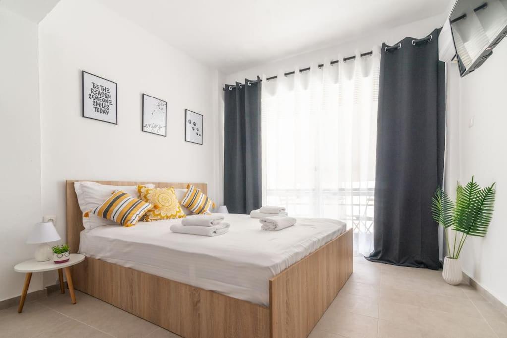 New Studio In The Heart Of City Center Heraklion  Luaran gambar